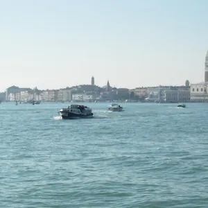 https://casadueottanta.hotelslidodijesolo.com